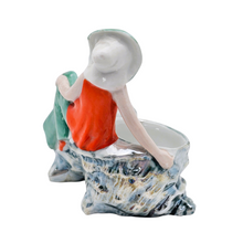 Load image into Gallery viewer, Baigneuse Art déco en porcelaine – Double saleron coquillage – Allemagne, années 1920-1930 Le Charme des Violettes - Brocante en ligne

