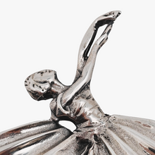 Load image into Gallery viewer, Frederick Massingham (attribuée à), Broche &quot;Ballerina&quot; en argent 925, modèle B-219, vers 1947
