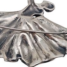 Load image into Gallery viewer, Frederick Massingham (attribuée à), Broche &quot;Ballerina&quot; en argent 925, modèle B-219, vers 1947
