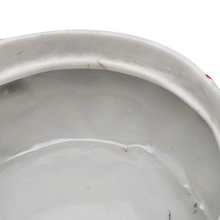 Charger l'image dans la galerie, Boîte à poudre ancienne en porcelaine, enfant et petit chien, années 1920-1930 Le Charme des Violettes - Brocante en ligne
