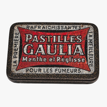 Charger l&#39;image dans la galerie, Boîte à pastilles Gaulia, vers 1925
