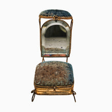 Load image into Gallery viewer, Boîte à bijoux porte-montre en forme de chaise – miroir biseauté et velours bleu, fin XIXe Le Charme des Violettes - Brocante en ligne
