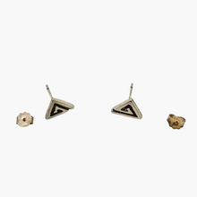 Afbeelding in Gallery-weergave laden, Boucles d&#39;oreilles en argent 925, design scandinave, années 1970
