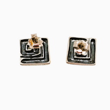 Load image into Gallery viewer, Boucles d&#39;oreilles en argent 925, design moderniste scandinave, années 1970
