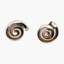 Load image into Gallery viewer, Boucles d&#39;oreilles en argent 925, design moderniste scandinave, années 1970
