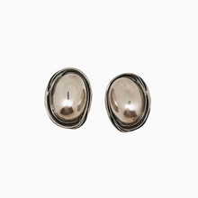 Charger l&#39;image dans la galerie, Boucles d&#39;oreilles clips vintage ovales en argent 925 poinçon polonais

