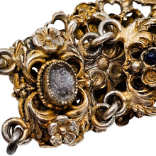 Load image into Gallery viewer, Bracelet en argent doré serti de cabochons en pâte de verre bleu, années 1880-1910
