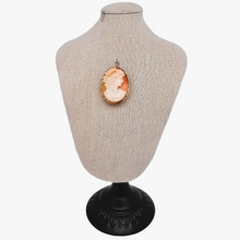 Load image into Gallery viewer, Shell cameo pendant brooch representing a young woman, in a vermeil setting, Belle Epoque
