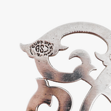 Afbeelding in Gallery-weergave laden, Broche en argent 925 monogrammée &quot;F&quot;, signée ASD, Mexique, années 1950-1970
