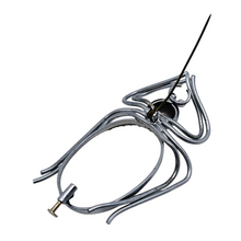 Charger l&#39;image dans la galerie, Broche araignée Art déco en métal nickelé et galalithe ou bakélite, années 1930-1940 Le Charme des Violettes - Brocante en ligne

