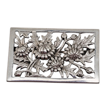Load image into Gallery viewer, Broche Art déco aux chardons en argent 800, Flam, France, vers 1925–1935 Le Charme des Violettes - Brocante en ligne
