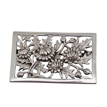 Load image into Gallery viewer, Broche Art déco aux chardons en argent 800, Flam, France, vers 1925–1935 Le Charme des Violettes - Brocante en ligne
