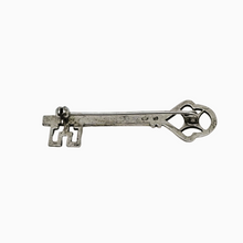 Load image into Gallery viewer, Old key-shaped brooch in 835 silver, set with marcasites
