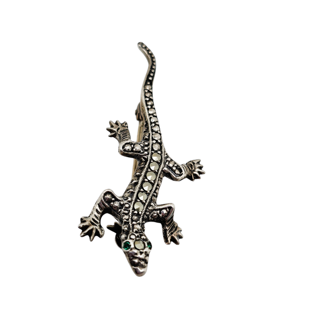 Broche Art déco en forme de lézard en argent 800 sertie de marcassites, années 1930