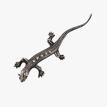 Charger l&#39;image dans la galerie, Broche Art déco en forme de lézard en argent 835 sertie de marcassites, années 1930 Le Charme des Violettes - Brocante en ligne
