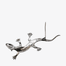Load image into Gallery viewer, Old lizard brooch in 835 silver, set with marcasites
