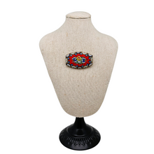 Afbeelding in Gallery-weergave laden, Broche en micromosaïque florale – Italie, fin XIXᵉ / début XXᵉ siècle Le Charme des Violettes - Brocante en ligne
