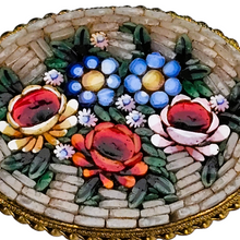 Charger l'image dans la galerie, Broche en micro-mosaïque, Italie, vers 1920–1935 Le Charme des Violettes - Brocante en ligne

