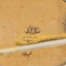 Load image into Gallery viewer, Broche florale en micro-mosaïques de verre et filigrane en vermeil 800 – Italie, Florence, milieu XXè siècle Le Charme des Violettes - Brocante en ligne
