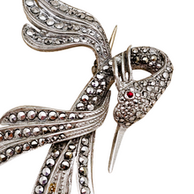 Charger l&#39;image dans la galerie, Broche Art déco signée en forme d&#39;oiseau de paradis en argent 835 et marcassites, années 1920-1930
