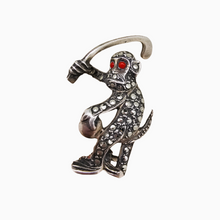 Load image into Gallery viewer, Broche en forme de singe jouant au hockey en argent et marcassites, années 1920-1930
