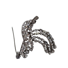 Charger l&#39;image dans la galerie, Broche vintage sertie de strass, années 1950
