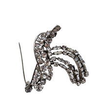 Charger l&#39;image dans la galerie, Broche vintage sertie de strass, années 1950

