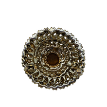 Charger l&#39;image dans la galerie, Broche vintage en métal doré sertie de strass verts, années 1950
