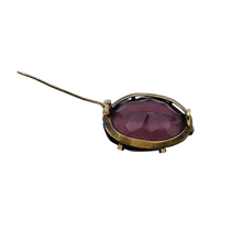 Charger l&#39;image dans la galerie, Broche ancienne ovale en cristal violet facetté et métal doré, fin XIXᵉ / début XXᵉ Le Charme des Violettes - Brocante en ligne
