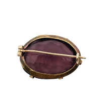 Charger l&#39;image dans la galerie, Broche ancienne ovale en cristal violet facetté et métal doré, fin XIXᵉ / début XXᵉ Le Charme des Violettes - Brocante en ligne

