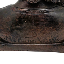 Load image into Gallery viewer, Buste ancien en plâtre patiné de Louise-Marie d’Orléans, Reine des Belges, Milano Reserve n°3, Fin XIXè - Début XXè Le Charme des Violettes - Brocante en ligne
