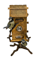 Afbeelding in Gallery-weergave laden, Calendrier perpétuel Art nouveau, maisonnette aux mésanges, en bronze de Vienne, vers 1900
