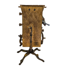 Afbeelding in Gallery-weergave laden, Calendrier perpétuel Art nouveau, maisonnette aux mésanges, en bronze de Vienne, vers 1900
