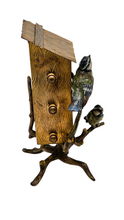 Afbeelding in Gallery-weergave laden, Calendrier perpétuel Art nouveau, maisonnette aux mésanges, en bronze de Vienne, vers 1900
