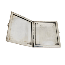Load image into Gallery viewer, Carnet de bal ou porte-photos en argent 835 guilloché, années 1930-1940 Le Charme des Violettes - Brocante en ligne
