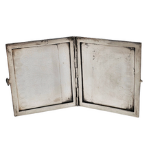 Load image into Gallery viewer, Carnet de bal ou porte-photos en argent 835 guilloché, années 1930-1940 Le Charme des Violettes - Brocante en ligne
