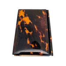 Load image into Gallery viewer, Carnet de bal Napoléon III en écaille, nacre et laiton, entre 1850 et 1880 Le Charme des Violettes - Brocante en ligne
