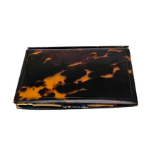 Load image into Gallery viewer, Carnet de bal Napoléon III en écaille, nacre et laiton, entre 1850 et 1880 Le Charme des Violettes - Brocante en ligne
