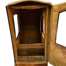 Charger l'image dans la galerie, Porte-montre chaise à porteurs miniature aux angelots, années 1880-1900 Le Charme des Violettes - Brocante en ligne
