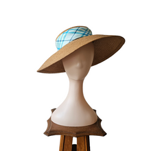 Charger l&#39;image dans la galerie, Chapeau-Capeline New Look en paille et foulard vintage, années 1950
