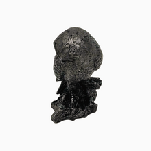 Load image into Gallery viewer, Sagesse et Savoir, Chouette signée Thomas Spataro et Penseur en étain, XXè
