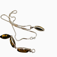 Charger l&#39;image dans la galerie, Chaîne avec pendentif et bracelet design italien en argent 925 sertis d&#39;ambre mordoré de la Baltique
