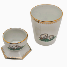 Charger l'image dans la galerie, Ensemble pour enfant en porcelaine de Limoges – Coquetier et gobelet décor pastoral – France, XXe siècle Le Charme des Violettes - Brocante en ligne

