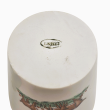 Charger l'image dans la galerie, Ensemble pour enfant en porcelaine de Limoges – Coquetier et gobelet décor pastoral – France, XXe siècle Le Charme des Violettes - Brocante en ligne
