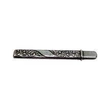 Charger l'image dans la galerie, Porte-crayon et son étui en argent aux roses – Art nouveau, vers 1900 Le Charme des Violettes - Brocante en ligne
