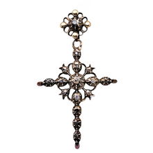 Charger l'image dans la galerie, Croix en argent et or, sertie de 15 diamants taille rose,  fin XVIIIᵉ siècle Le Charme des Violettes - Brocante en ligne
