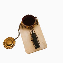 Load image into Gallery viewer, Encrier miniature Napoléon III au cheval et chariot, marbre, verre soufflé et métal doré ajouré, vers 1870 Le Charme des Violettes - Brocante en ligne
