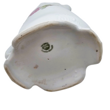 Charger l&#39;image dans la galerie, Ensemble de 4 pots à lait en porcelaine Victoria (Tchécoslovaquie) au décor de roses, 1900-1930 Le Charme des Violettes - Brocante en ligne
