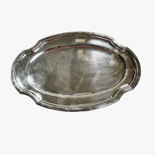 Load image into Gallery viewer, Fallon Orfèvre Namur, Plat de service ovale de style Louis XVI en métal argenté, années 1900
