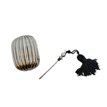 Charger l'image dans la galerie, Flacon à sels cannelé en argent 800, Belle Époque, fin XIXè - début XXè
